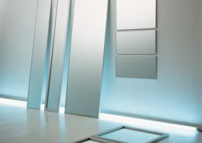 No Frame