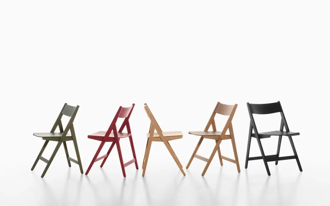 Theo folding chair